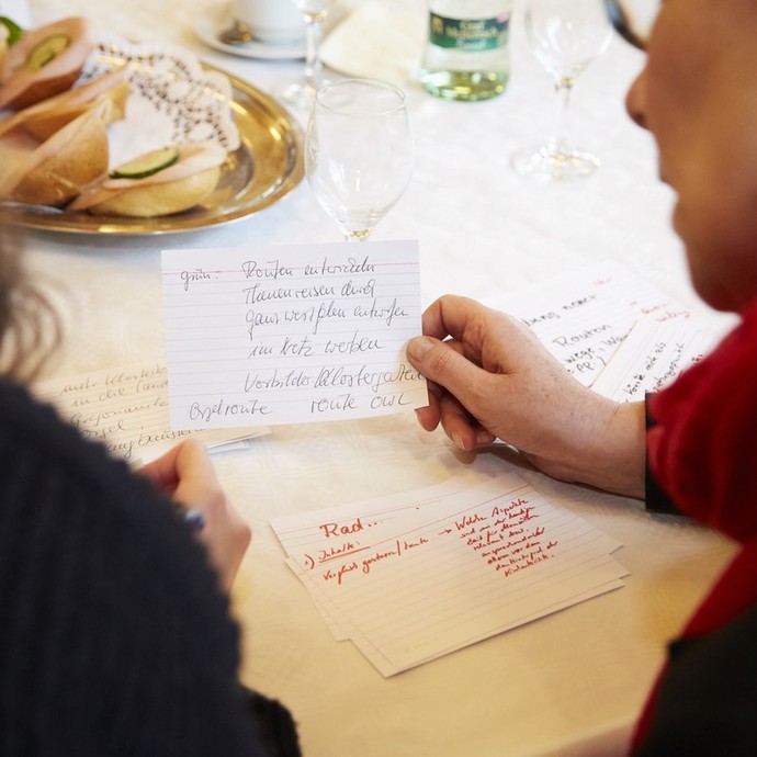 World-Café (vergrößerte Bildansicht wird geöffnet)