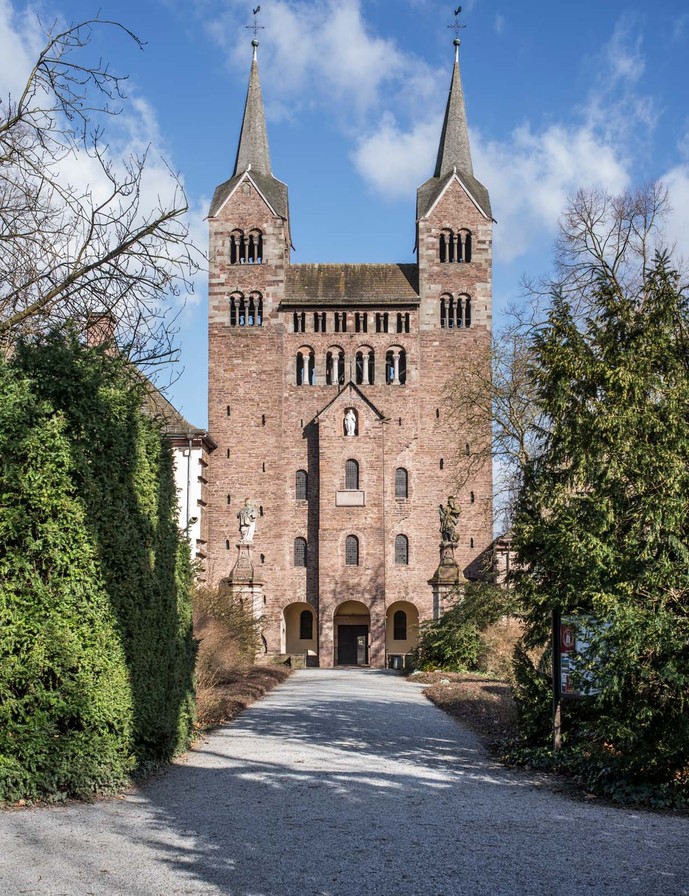 Das karolingische Westwerk. Foto: Kalle Noltenhans.