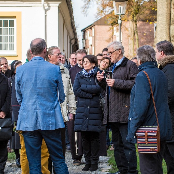 Rundgang durch die Klosteranlage (vergrößerte Bildansicht wird geöffnet)