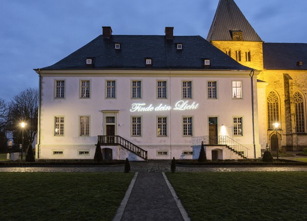 „finde dein Licht“ in Liesborn. Foto: Museum Abtei Liesborn des Kreises Warendorf.