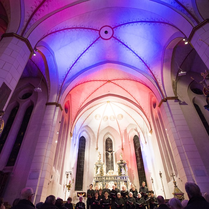 "Finde dein Licht" 2018 im ehemaligen Kloster Wedinghausen. Foto: LWL, Fotografie Sarah Bömer. (vergrößerte Bildansicht wird geöffnet)