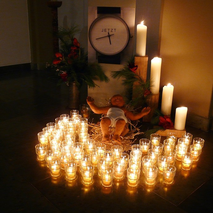 Lichtmeditation in der Abtei Varensell (vergrößerte Bildansicht wird geöffnet)