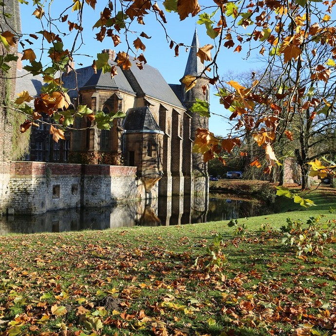 Außenansicht der Kirche von Haus Assen. © Diener Jesu und Mariens, Haus Assen.