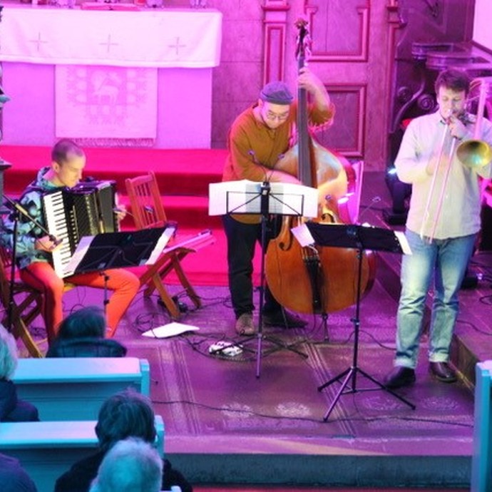 Konzert im Stift Keppel (vergrößerte Bildansicht wird geöffnet)