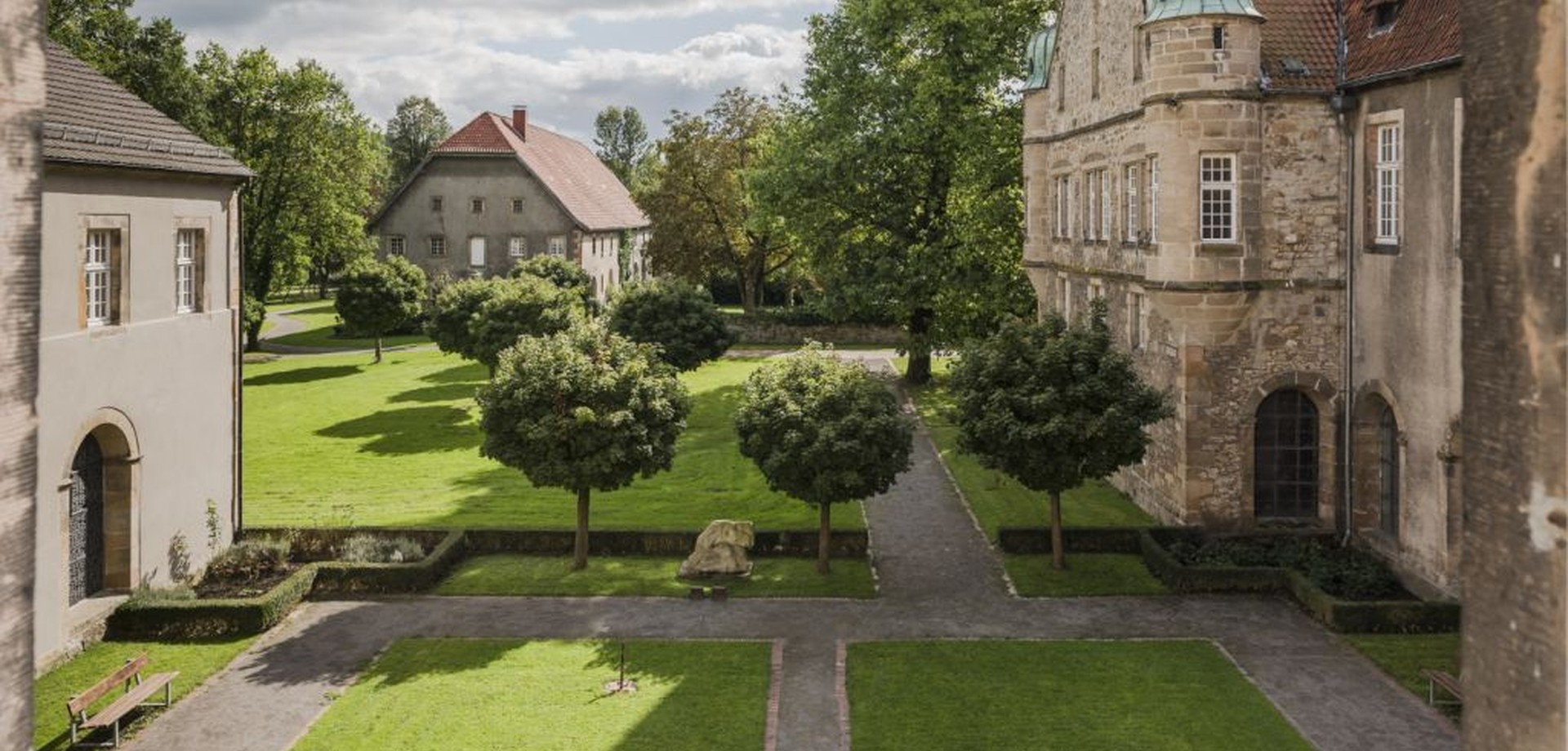 Schloss Willebadessen Außenansicht. Foto: Karin Goldbach, Lemgo.