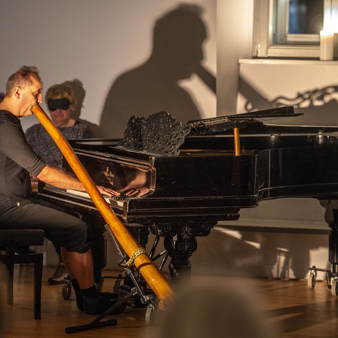 "Concert in the dark" in der Abtei Marienmünster (vergrößerte Bildansicht wird geöffnet)