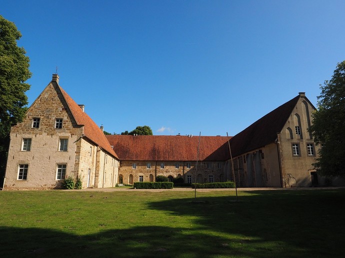 Innenhof. Foto: Kloster Bentlage, Jan-Christoph Tonigs.