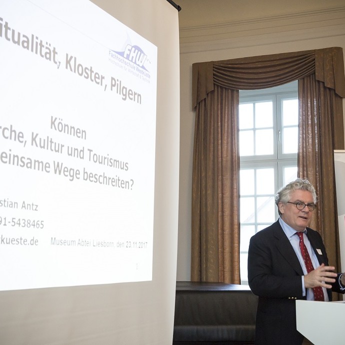 Prof. Dr. Christian Antz (vergrößerte Bildansicht wird geöffnet)