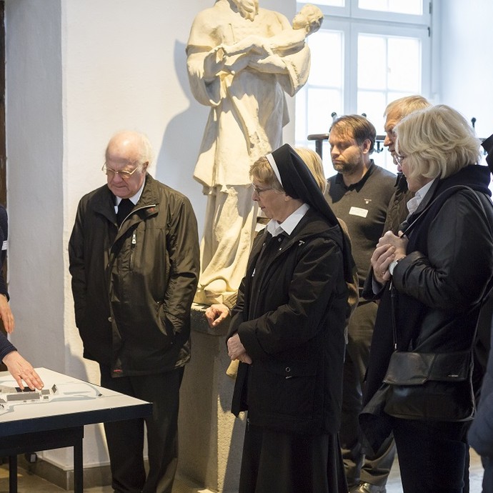 Führung durch das Museum (vergrößerte Bildansicht wird geöffnet)