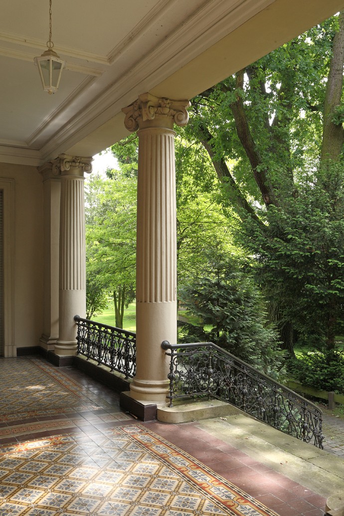 Veranda des Vinzenzkollegs. Foto: Vinzenzkolleg Lippstadt.