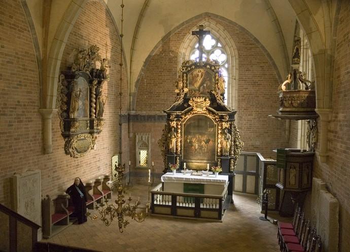 Altar des Stifts. Foto: Nadine Gärtner.