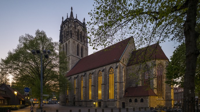 Außenansicht der Liebfrauen-Überwasserkirche in Münster. Foto: Marius Jacoby. Außenansicht der Liebfrauen-Überwasserkirche in Münster. Foto: Marius Jacoby.