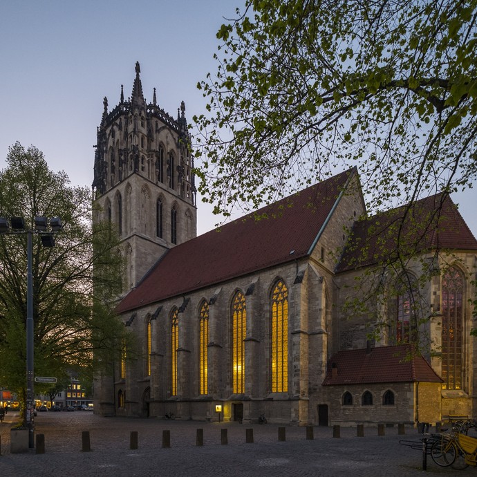 Außenansicht der Liebfrauen-Überwasserkirche in Münster. © Marius Jacoby.